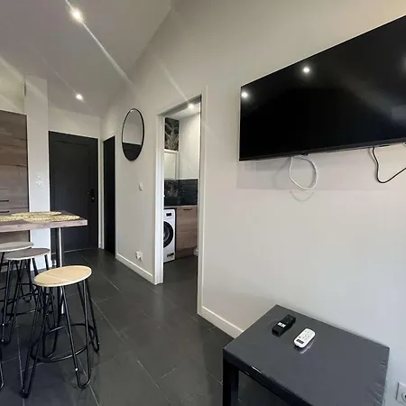 T2 Avec Piscine Et Parking, Cap D'agde - Fr-1-249-430 公寓 阿格德
