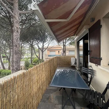 T2 Avec Piscine Et Parking, Cap D'agde - Fr-1-249-430 *